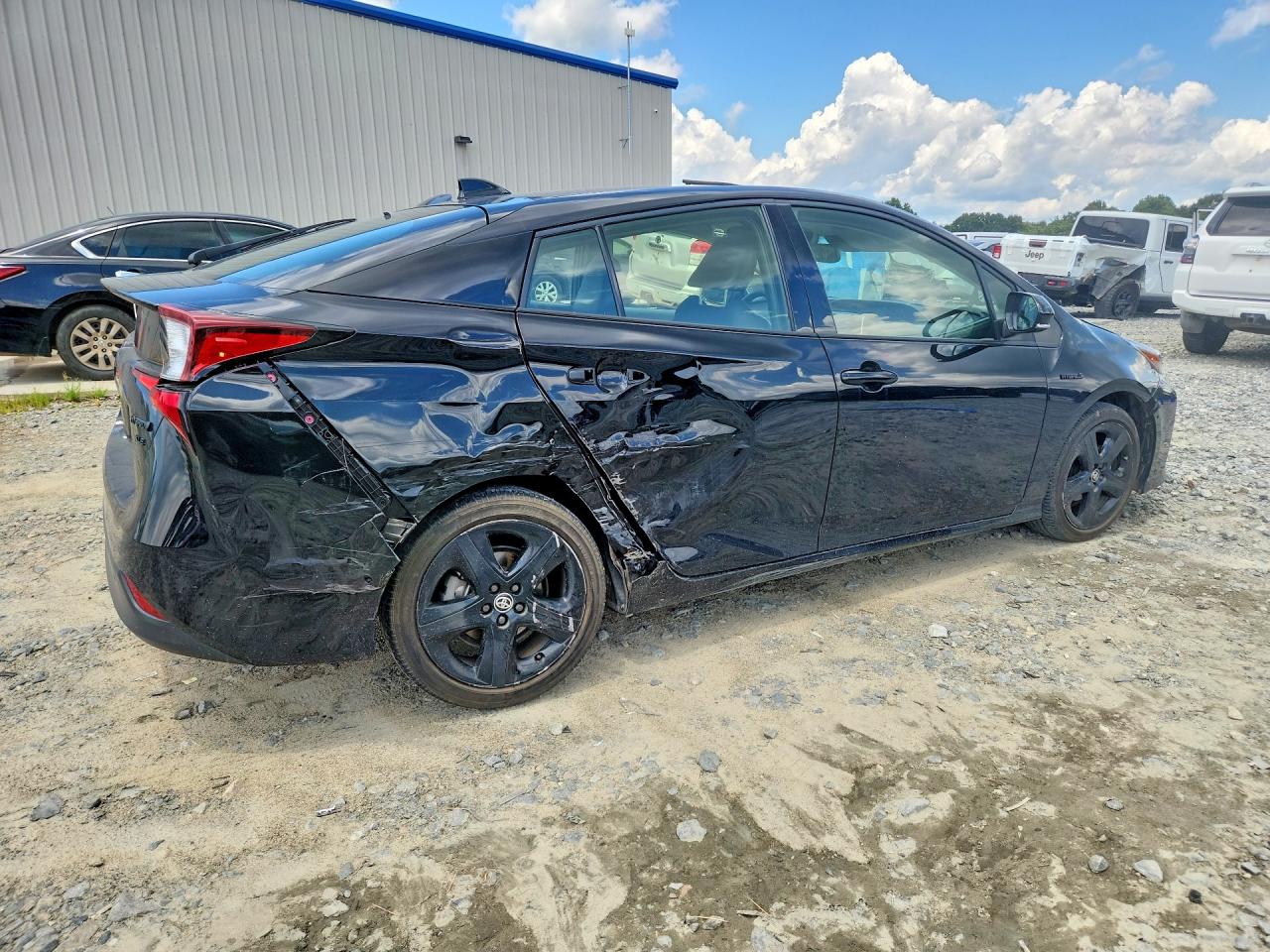 2022 TOYOTA PRIUS NIGHTSHADE — снимка 3