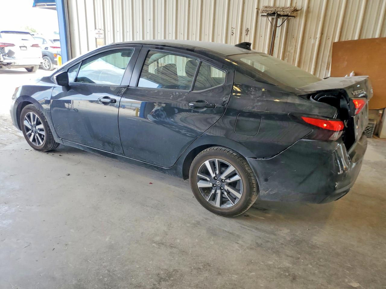 2021 NISSAN VERSA SV — снимка 2