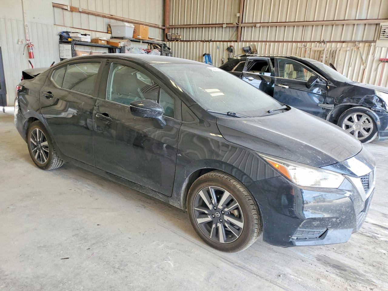2021 NISSAN VERSA SV — снимка 4