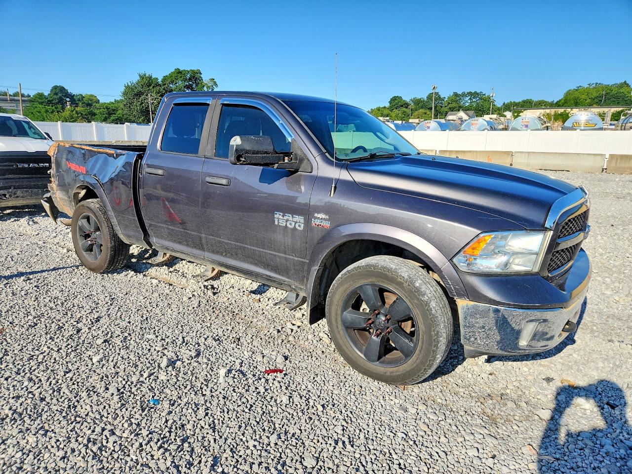 2016 RAM 1500 SLT — снимка 4