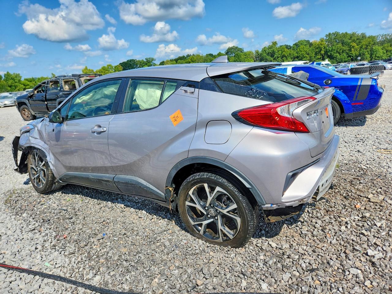 2019 TOYOTA C-HR XLE — снимка 2