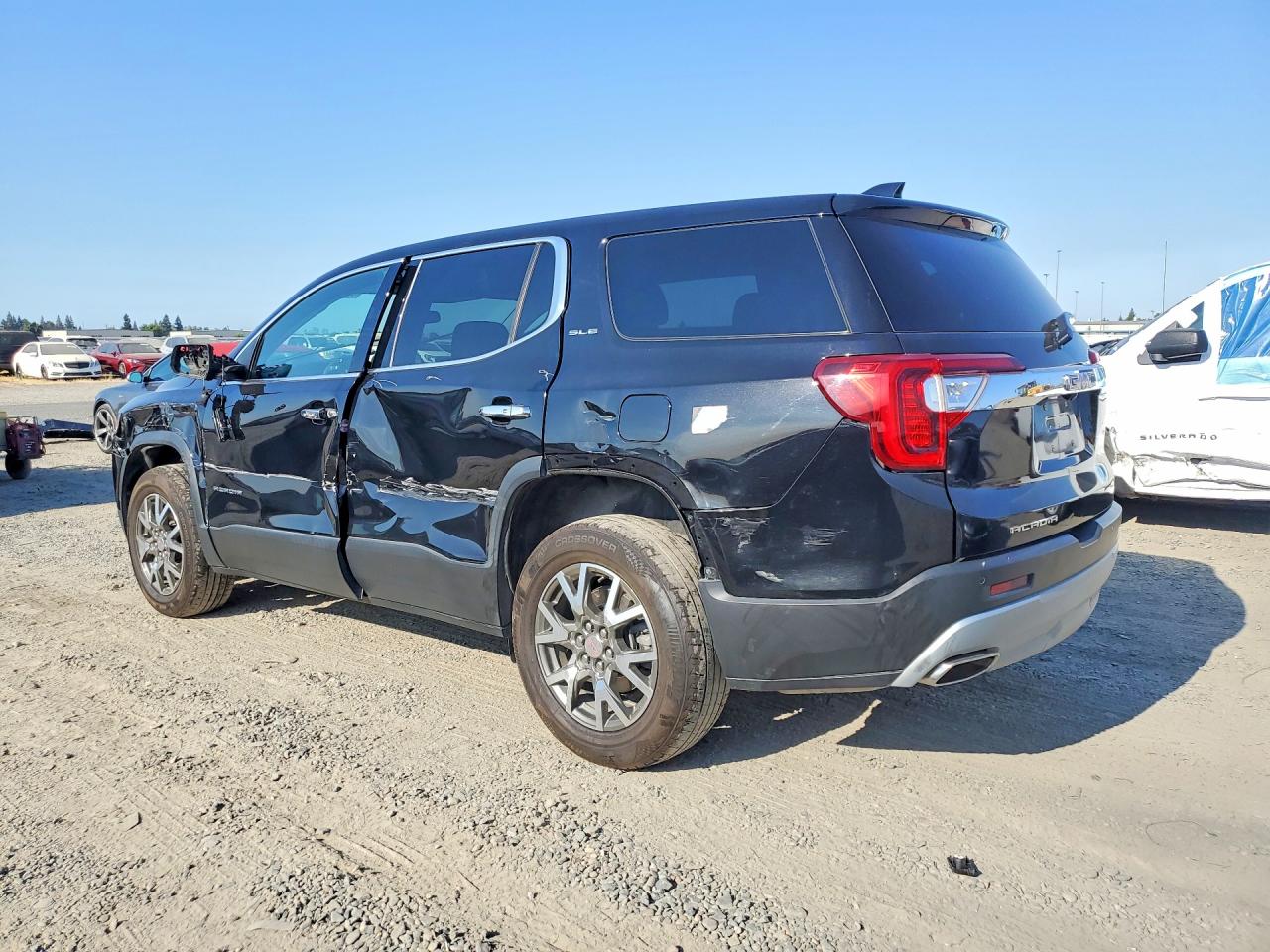 2022 GMC ACADIA SLE — снимка 2