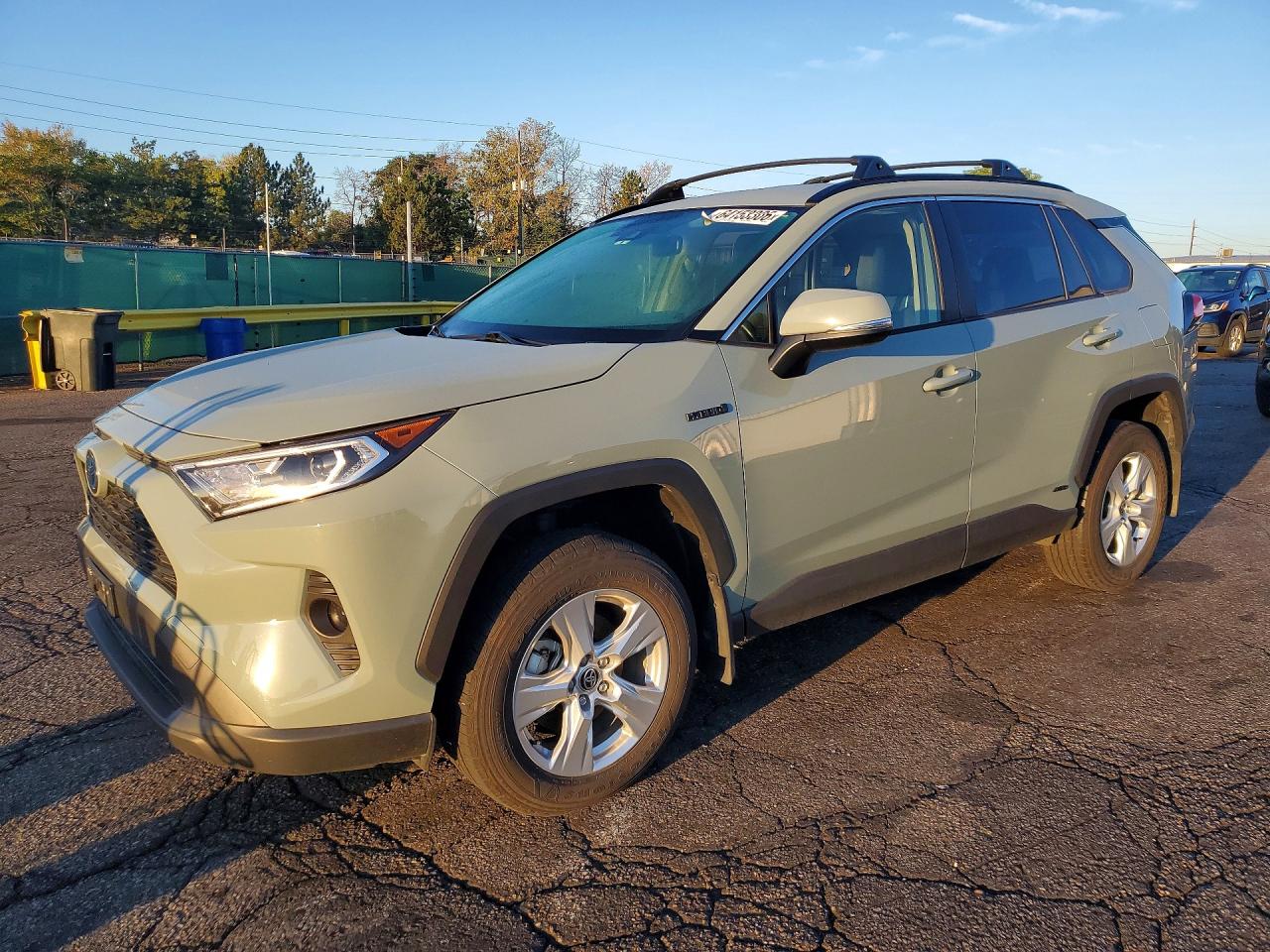 2020 TOYOTA RAV4 HYBRID XLE