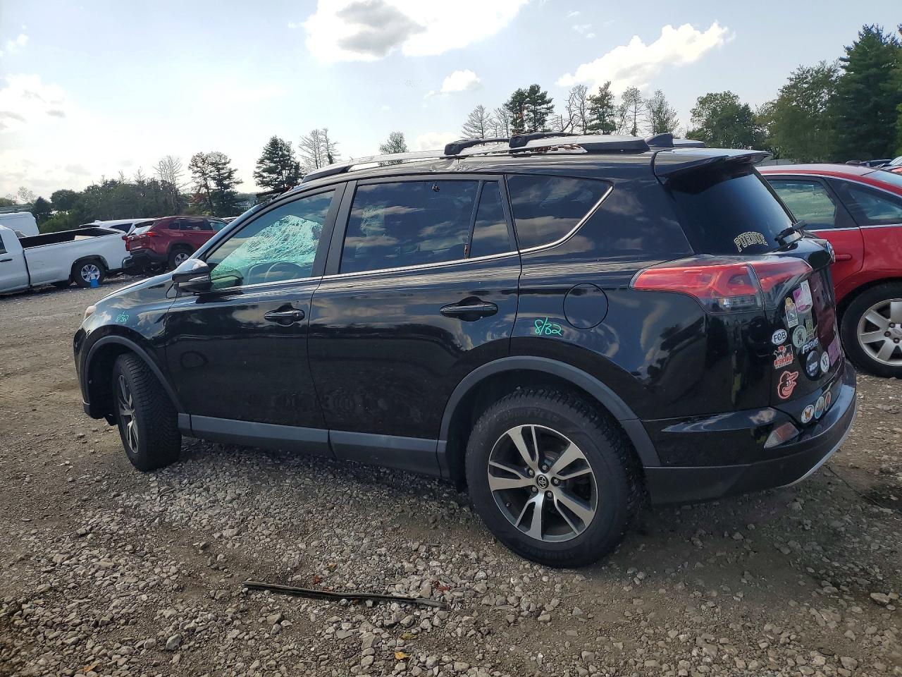 2016 TOYOTA RAV4 XLE — снимка 2
