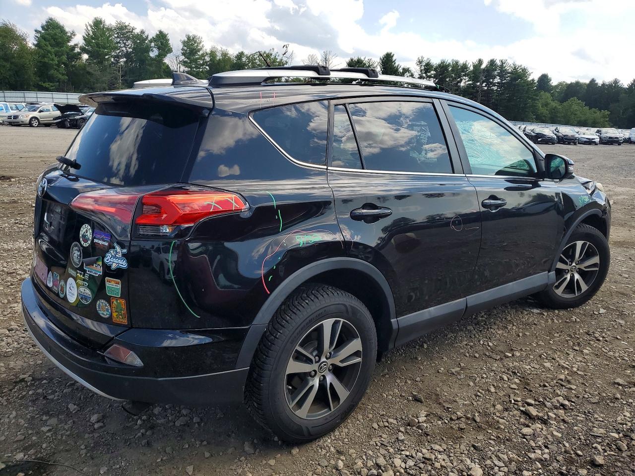 2016 TOYOTA RAV4 XLE — снимка 3