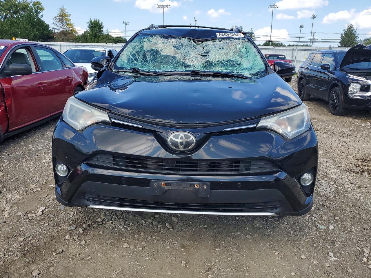 2016 TOYOTA RAV4 XLE — снимка 5