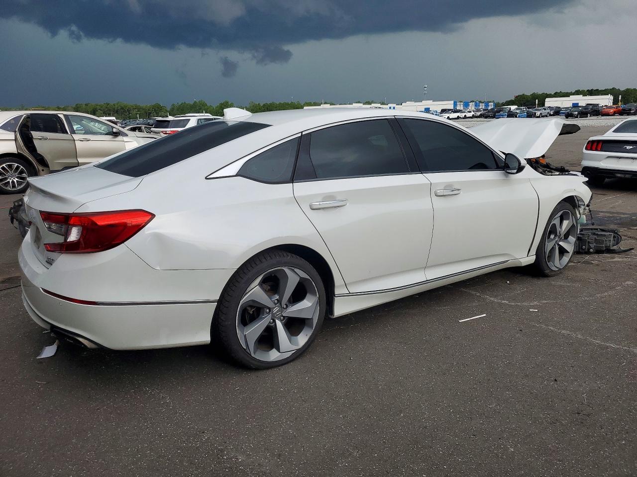 2020 HONDA ACCORD TOURING — снимка 3