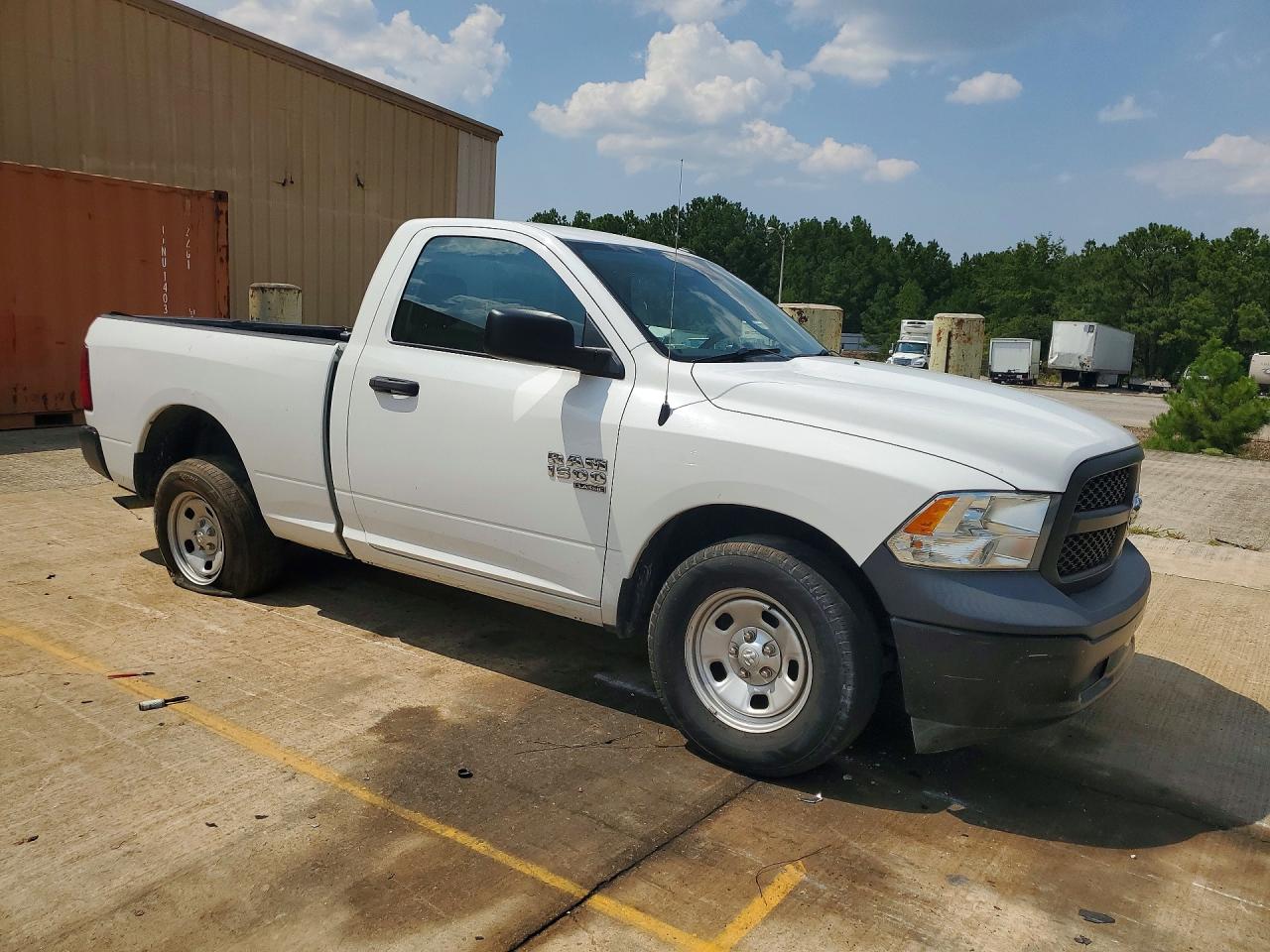 2021 RAM 1500 CLASSIC TRADESMAN — снимка 4