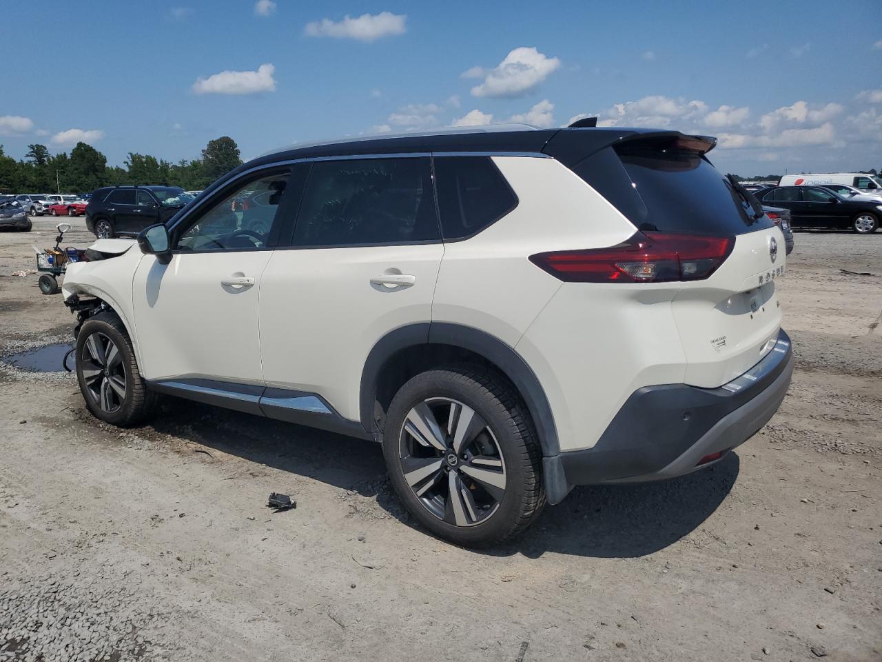 2021 NISSAN ROGUE SL — снимка 2