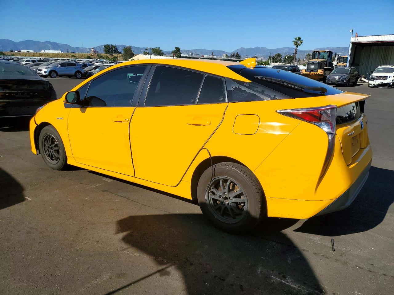 2016 TOYOTA PRIUS FOUR — снимка 2