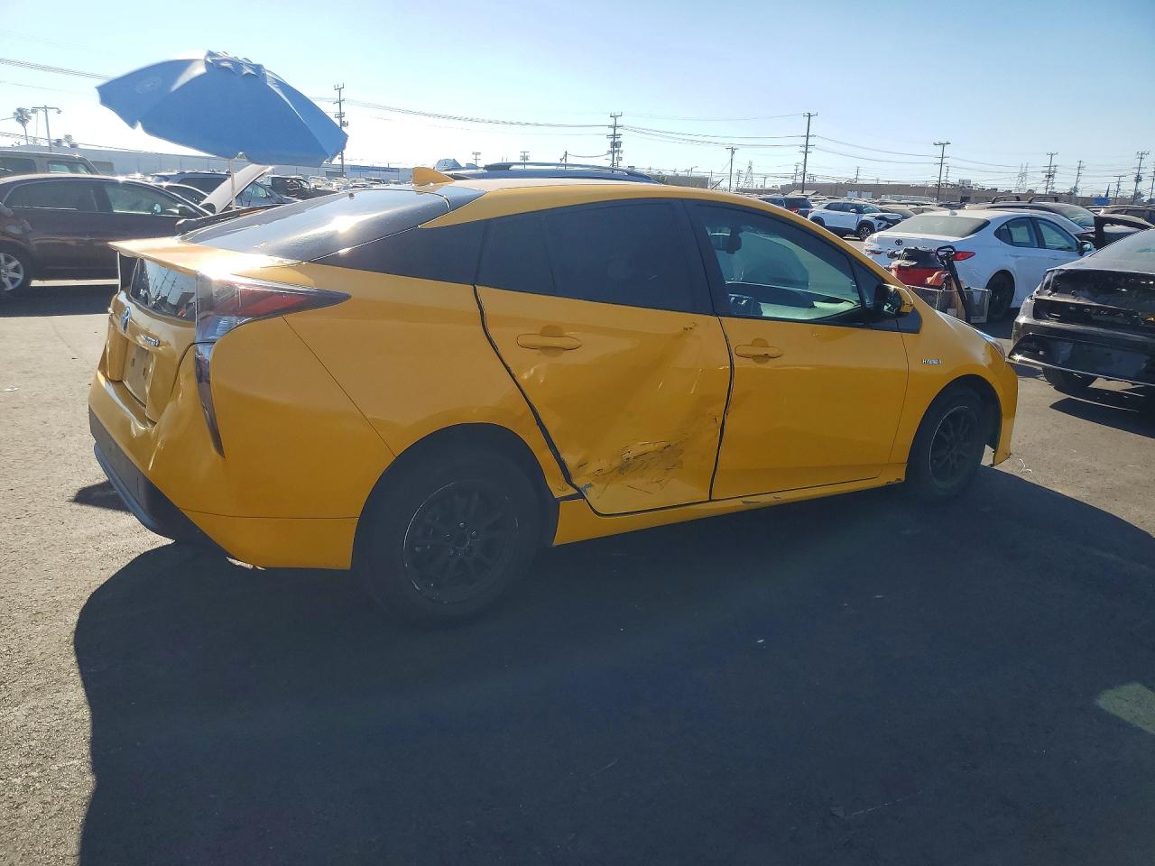 2016 TOYOTA PRIUS FOUR — снимка 3