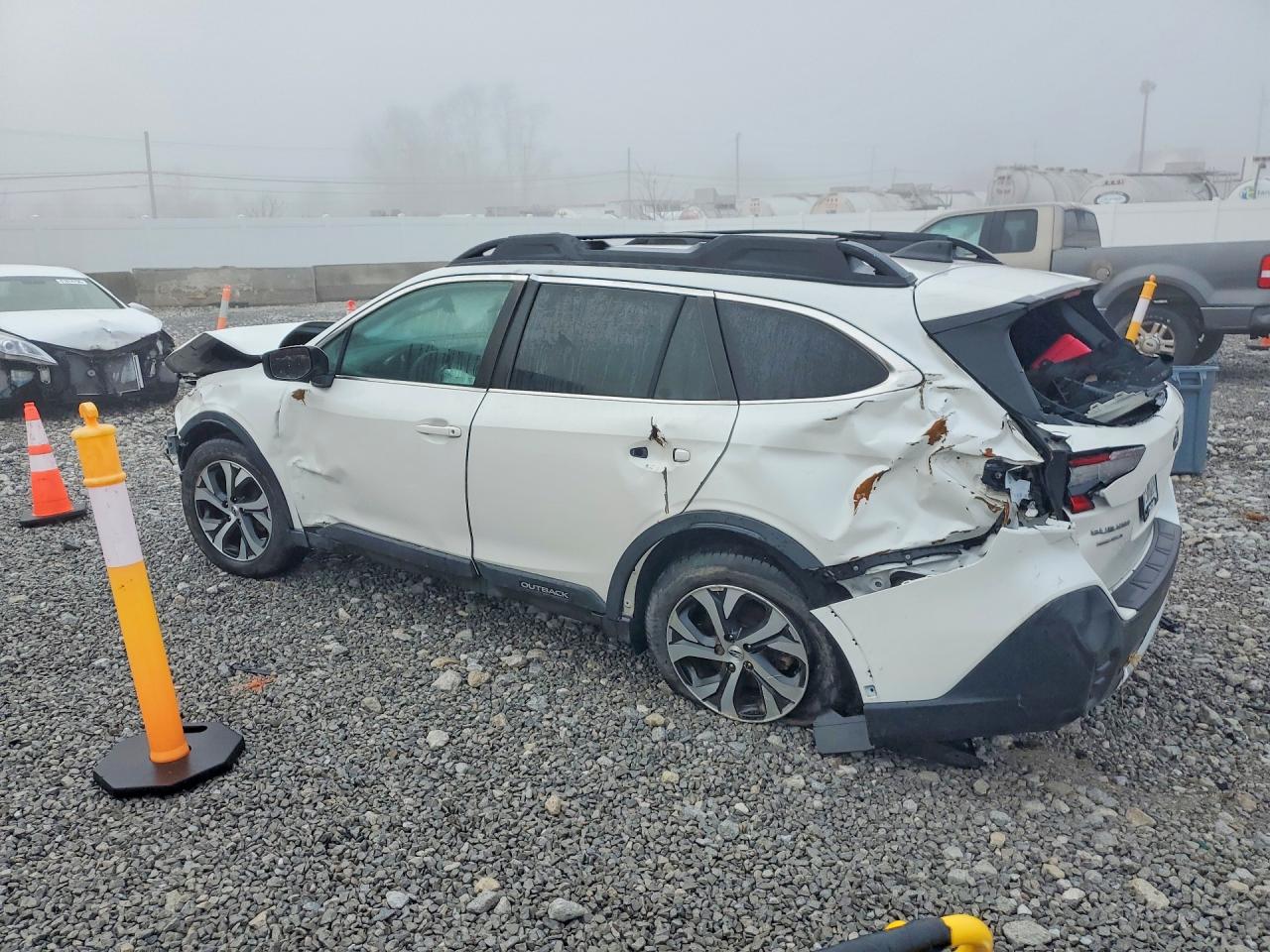 2021 SUBARU OUTBACK LIMITED — снимка 2