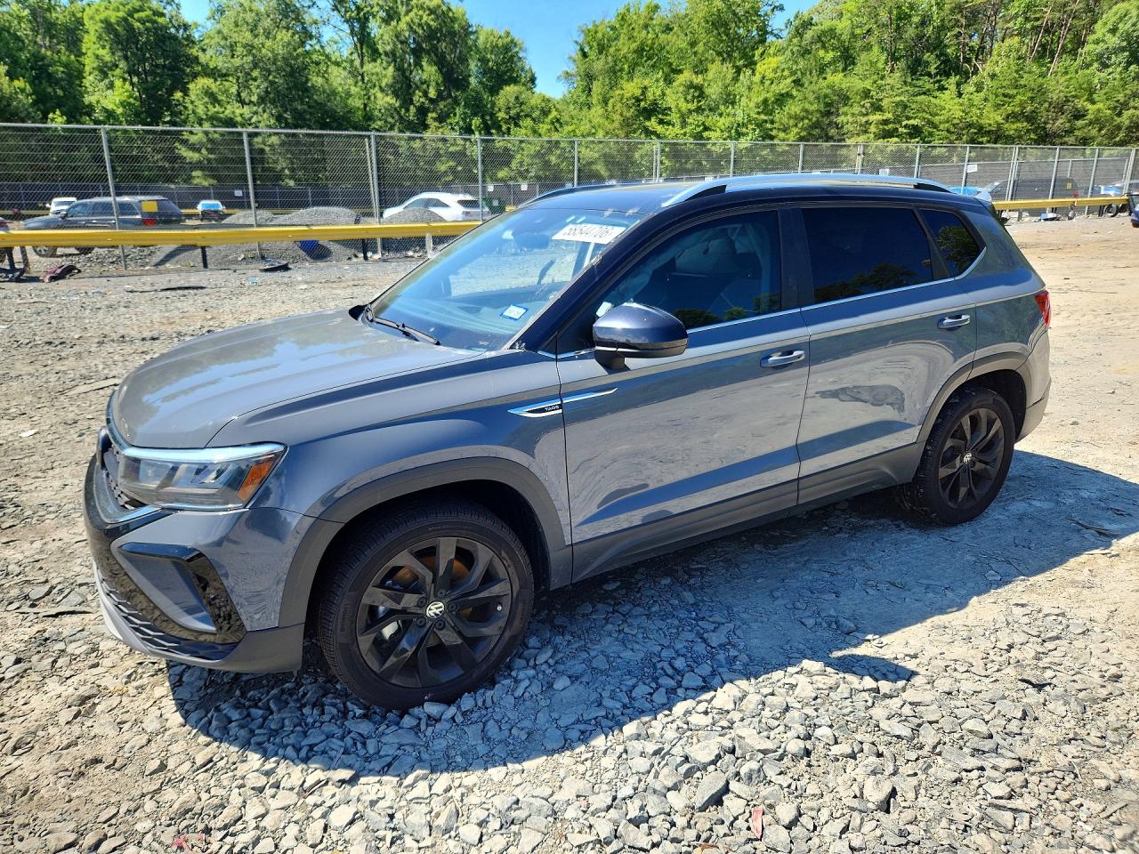 2024 VOLKSWAGEN TAOS SE