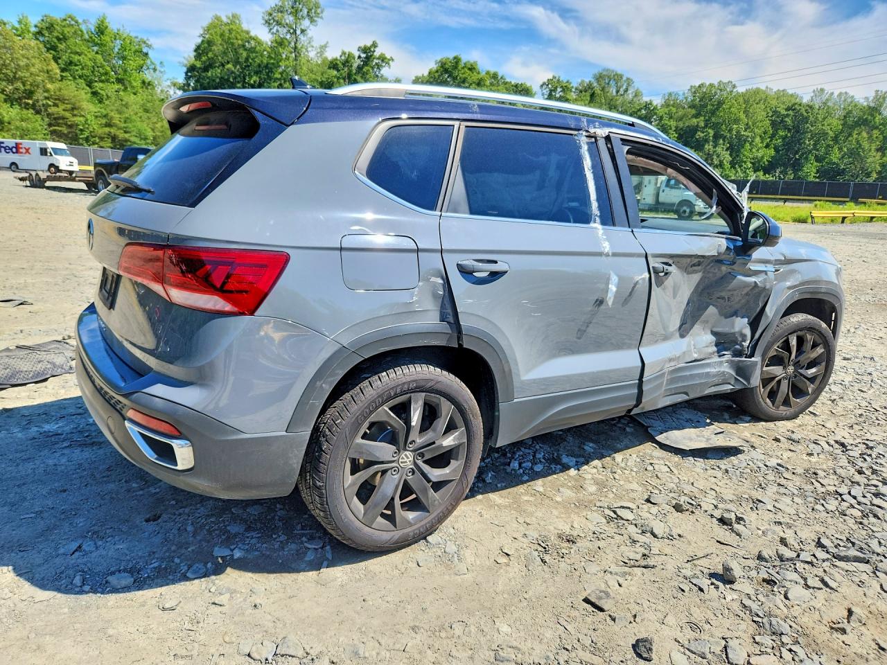 2024 VOLKSWAGEN TAOS SE — снимка 3