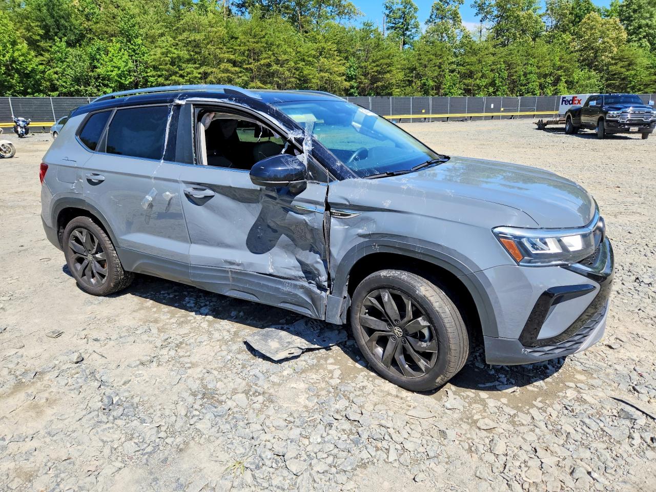 2024 VOLKSWAGEN TAOS SE — снимка 4