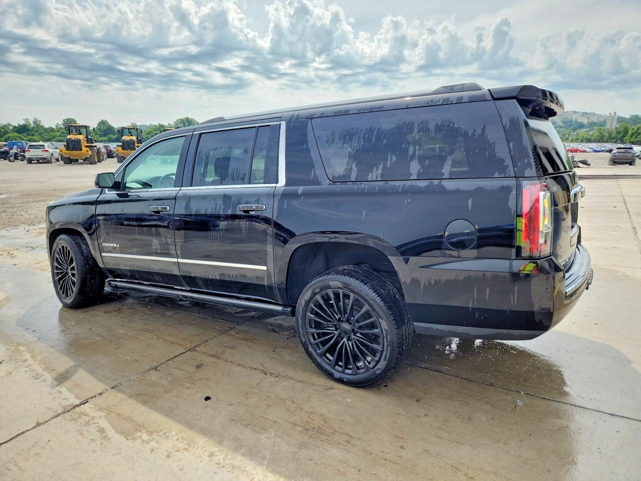 2020 GMC YUKON XL DENALI — снимка 2