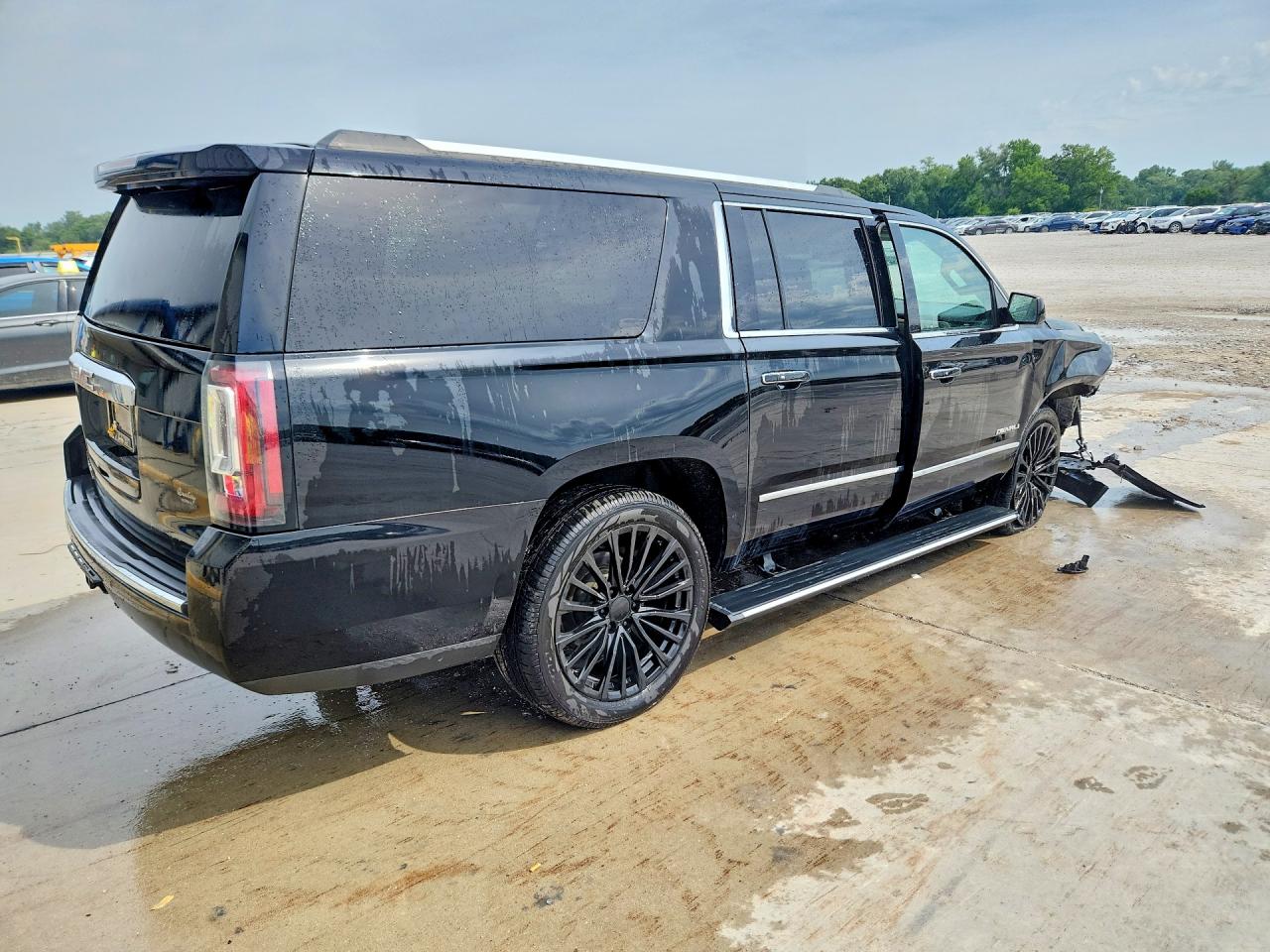 2020 GMC YUKON XL DENALI — снимка 3