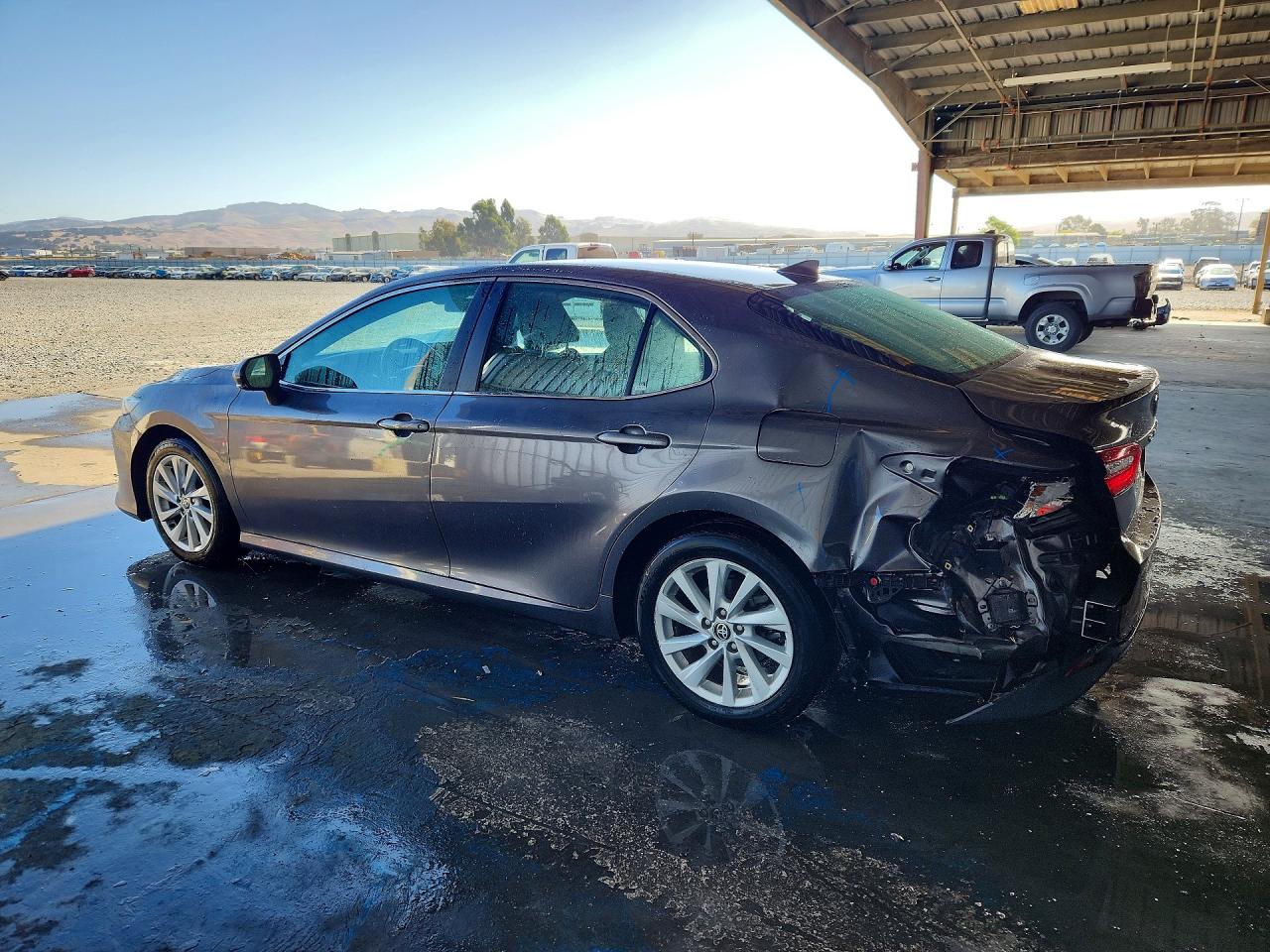 2023 TOYOTA CAMRY LE — снимка 2