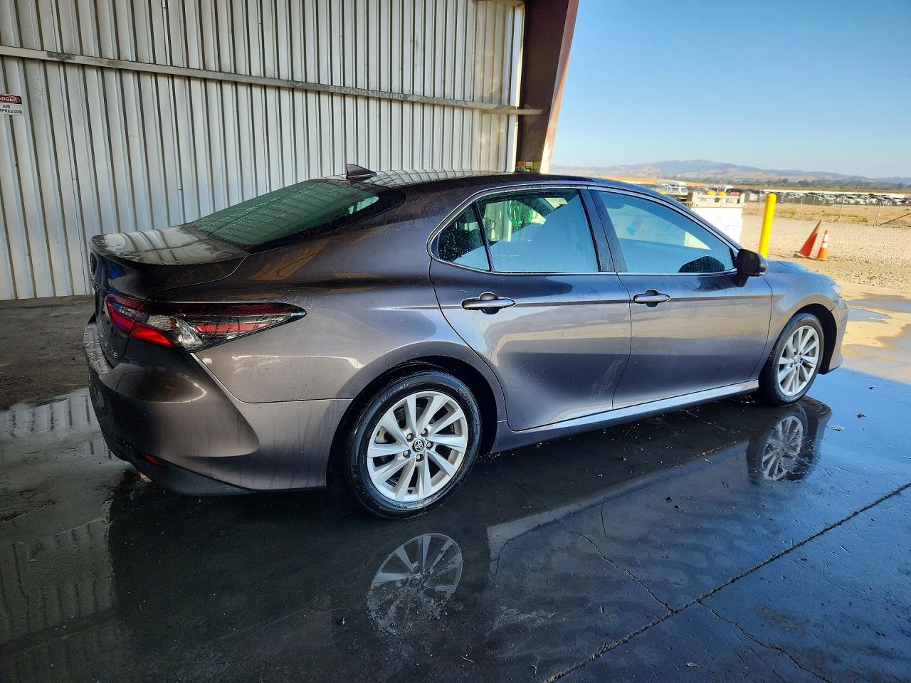 2023 TOYOTA CAMRY LE — снимка 3