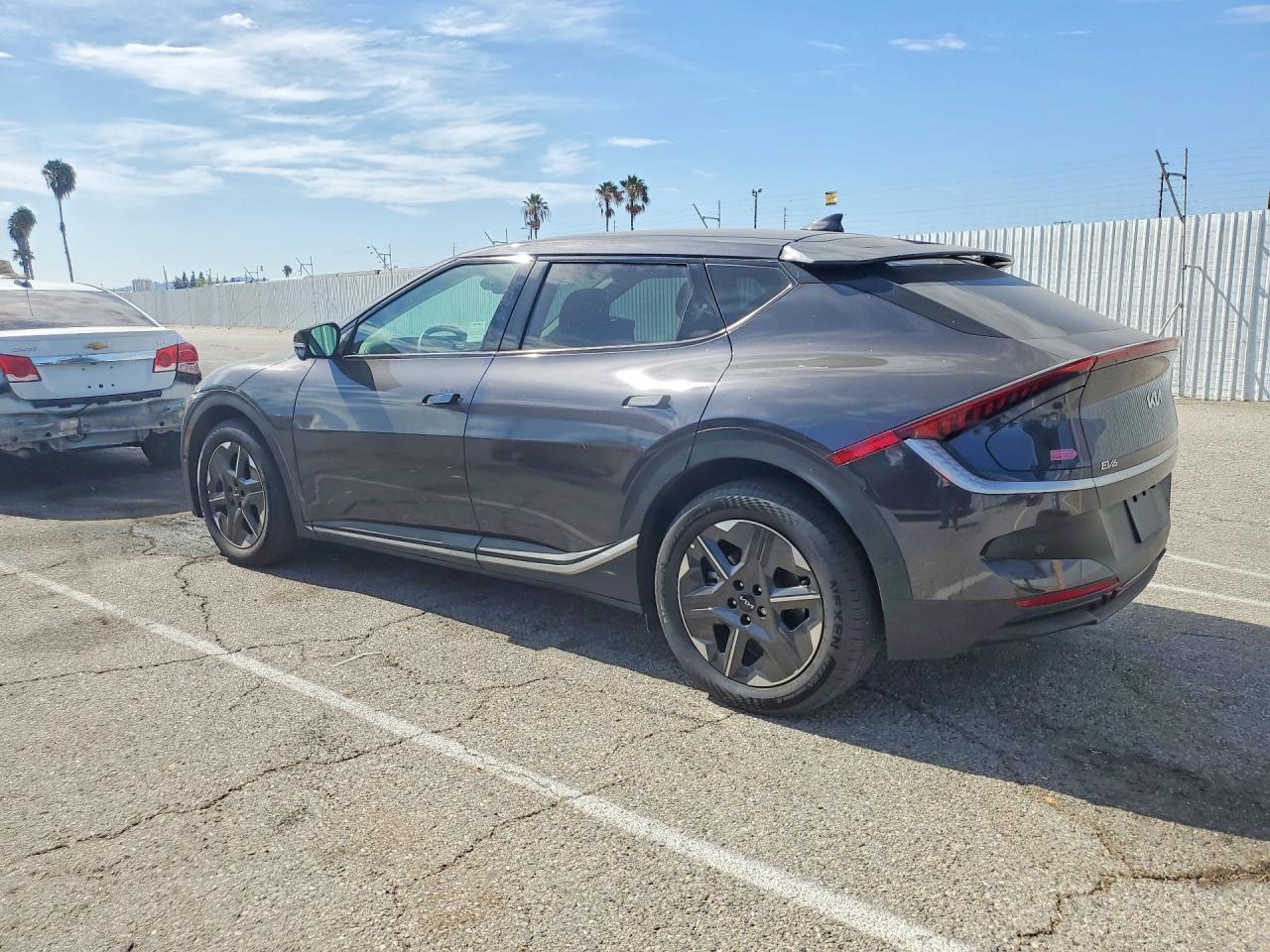 2025 KIA EV6 LIGHT LONG RANGE — снимка 2