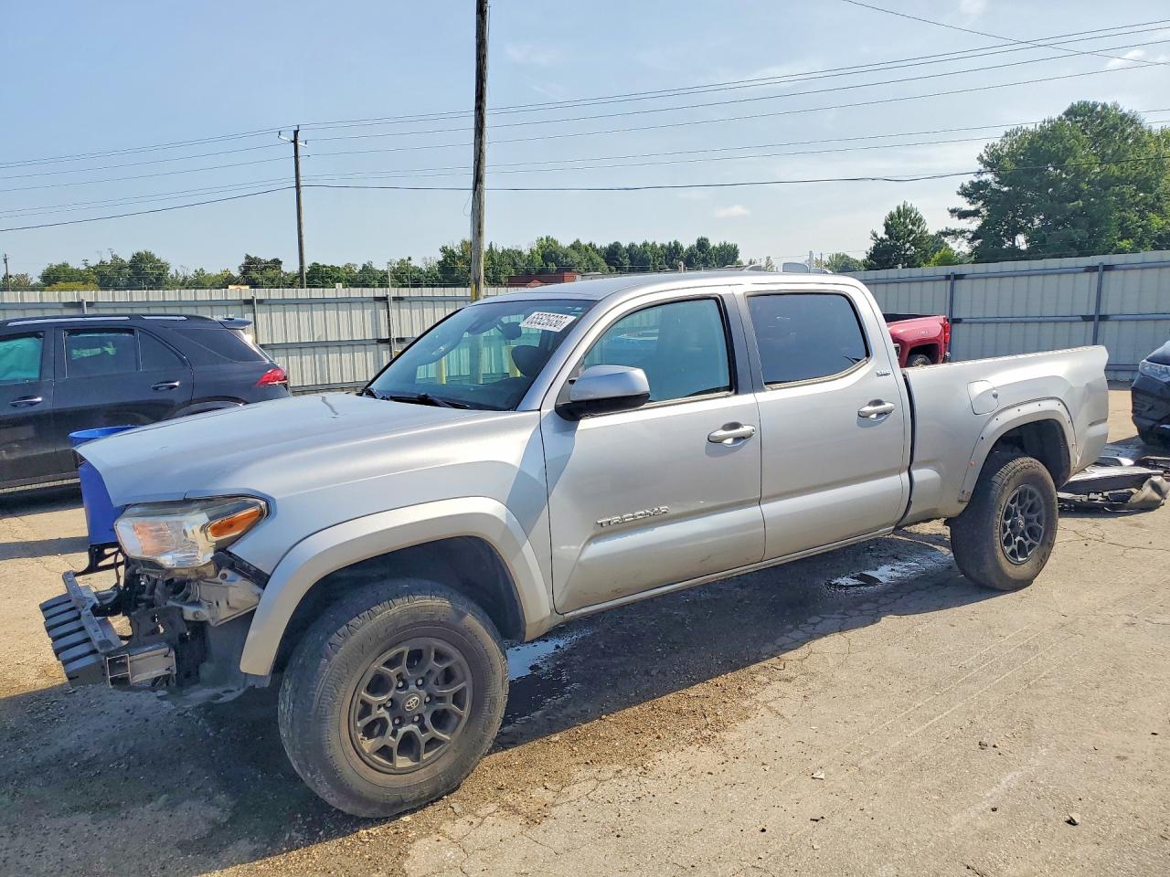 2020 TOYOTA TACOMA SR5 V6