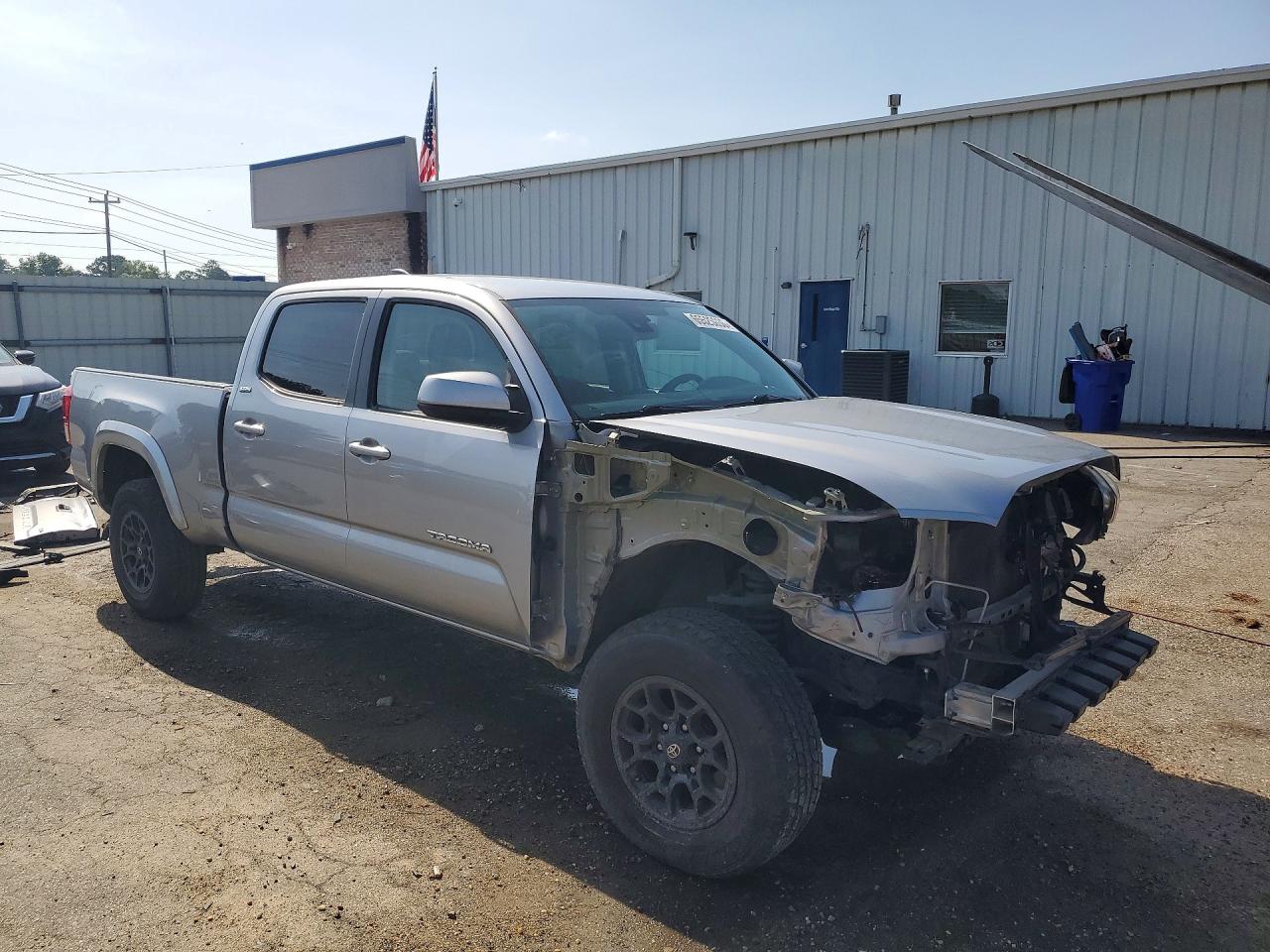 2020 TOYOTA TACOMA SR5 V6 — снимка 4