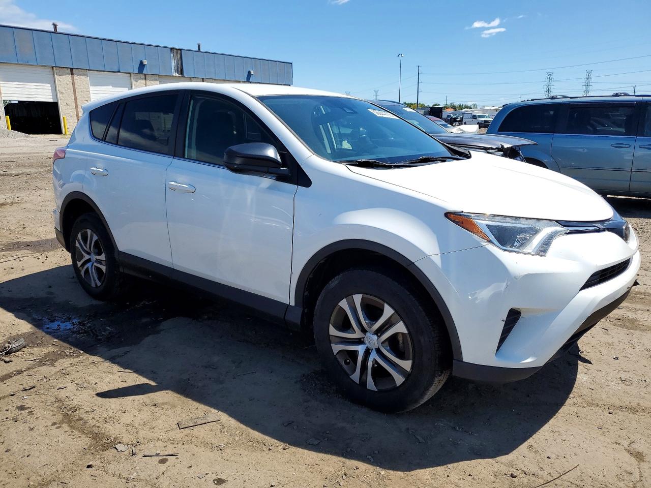 2017 TOYOTA RAV4 LE — снимка 4