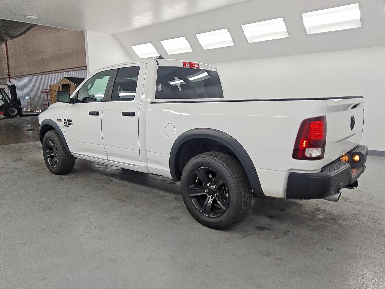 2021 RAM 1500 CLASSIC SLT — снимка 2