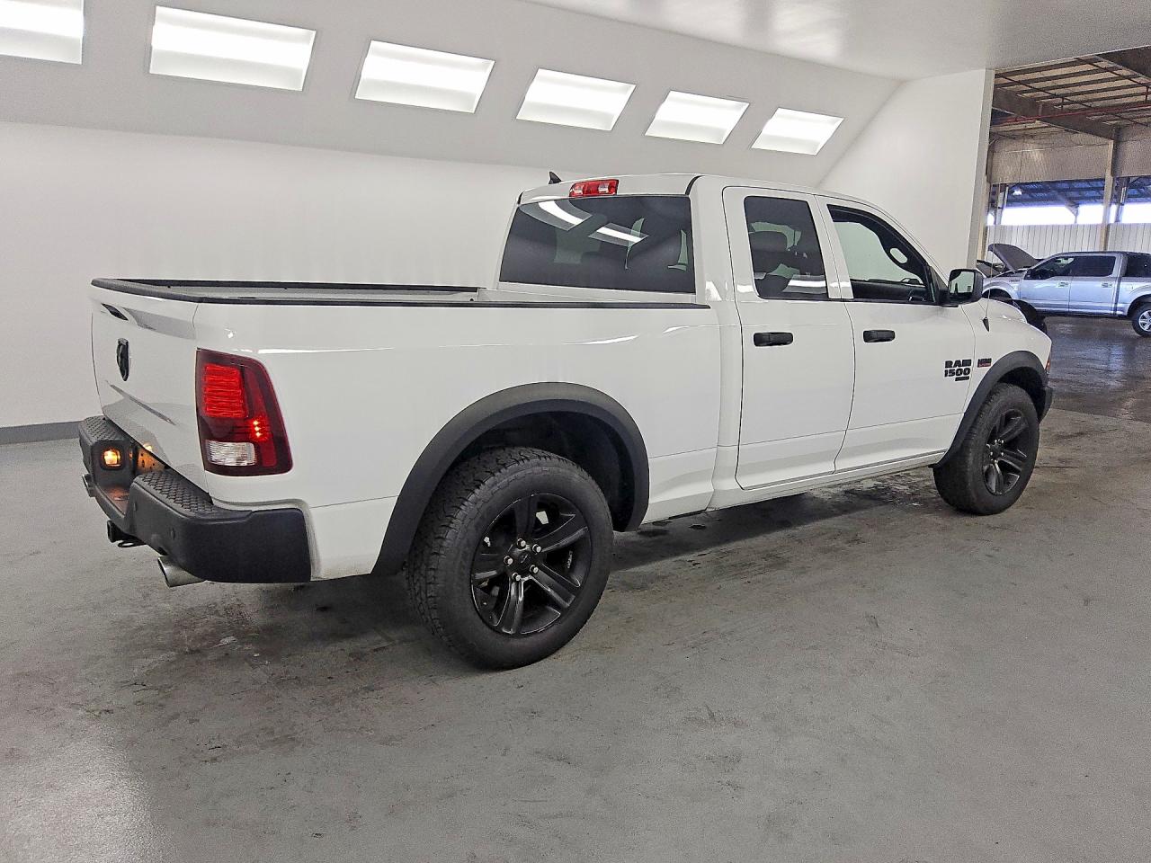 2021 RAM 1500 CLASSIC SLT — снимка 3