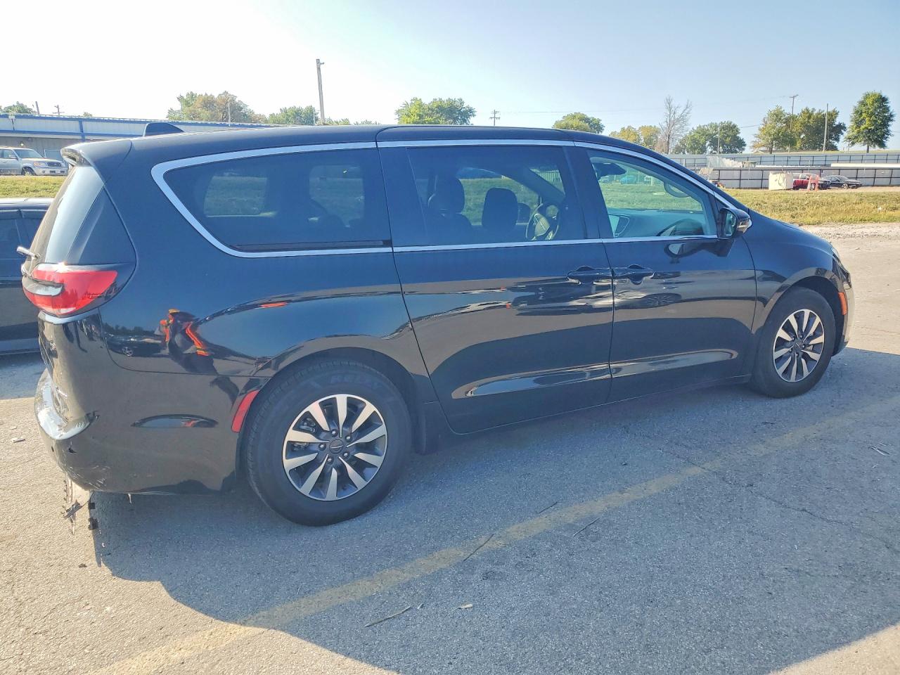 2024 CHRYSLER PACIFICA HYBRID SELECT — снимка 3