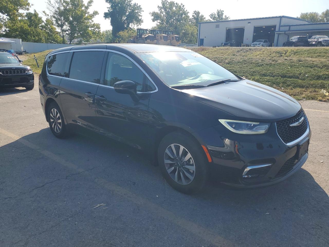 2024 CHRYSLER PACIFICA HYBRID SELECT — снимка 4