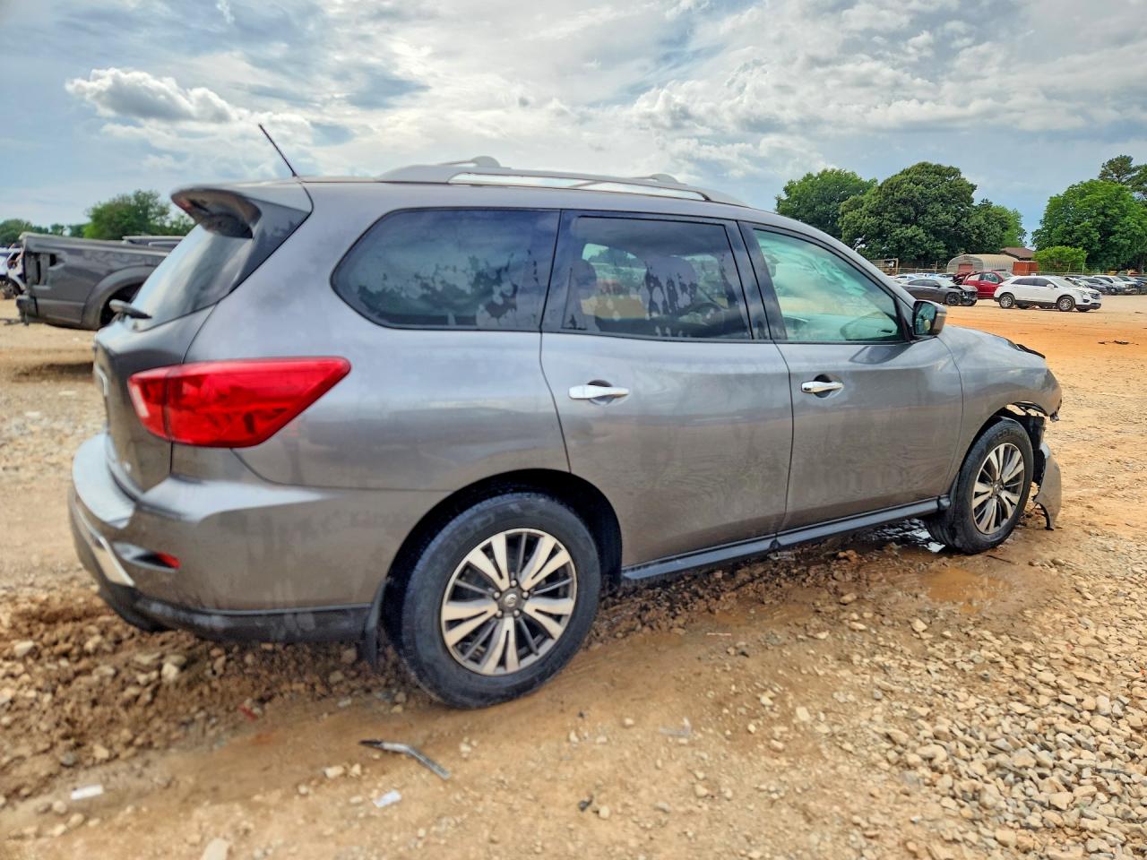 2017 NISSAN PATHFINDER SV — снимка 3