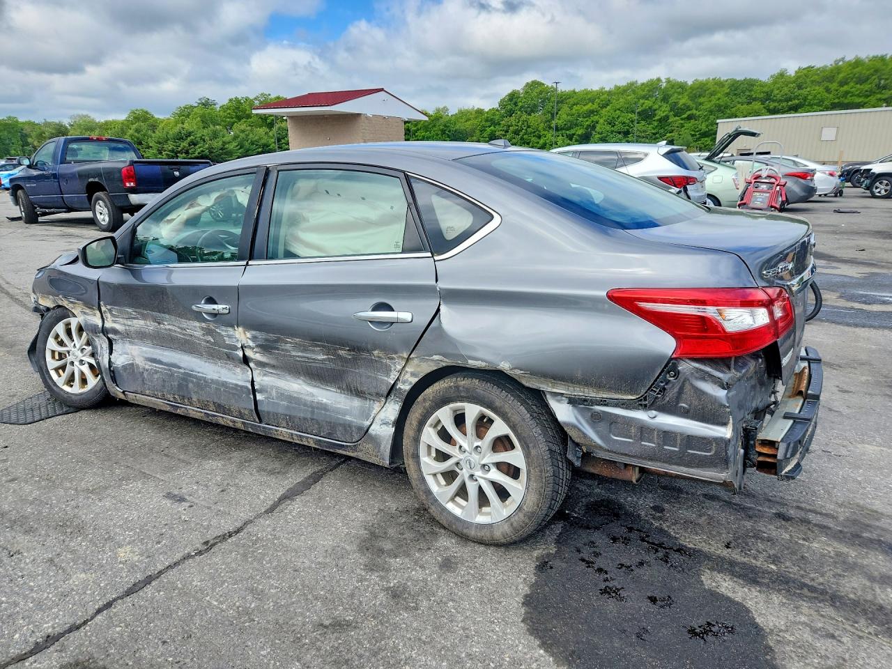 2019 NISSAN SENTRA SV — снимка 2