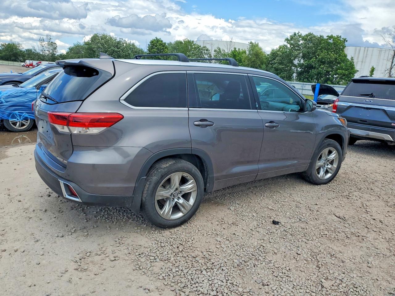 2018 TOYOTA HIGHLANDER LIMITED — снимка 3
