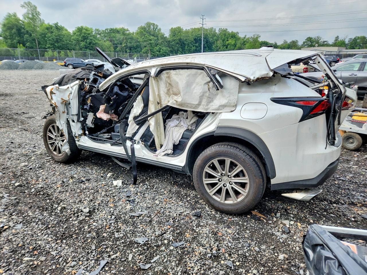 2016 LEXUS NX 200T BASE — снимка 2