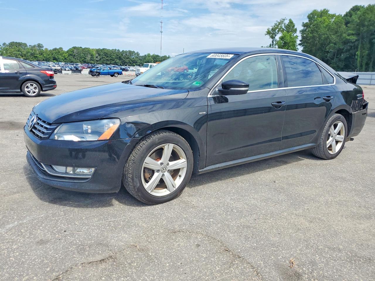 2015 VOLKSWAGEN PASSAT S