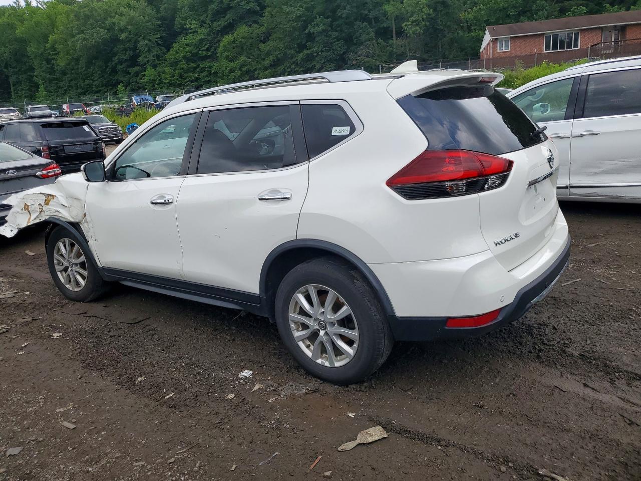 2020 NISSAN ROGUE SV — снимка 2