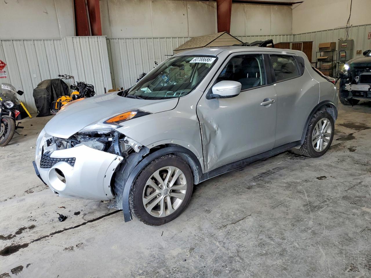 2016 NISSAN JUKE S