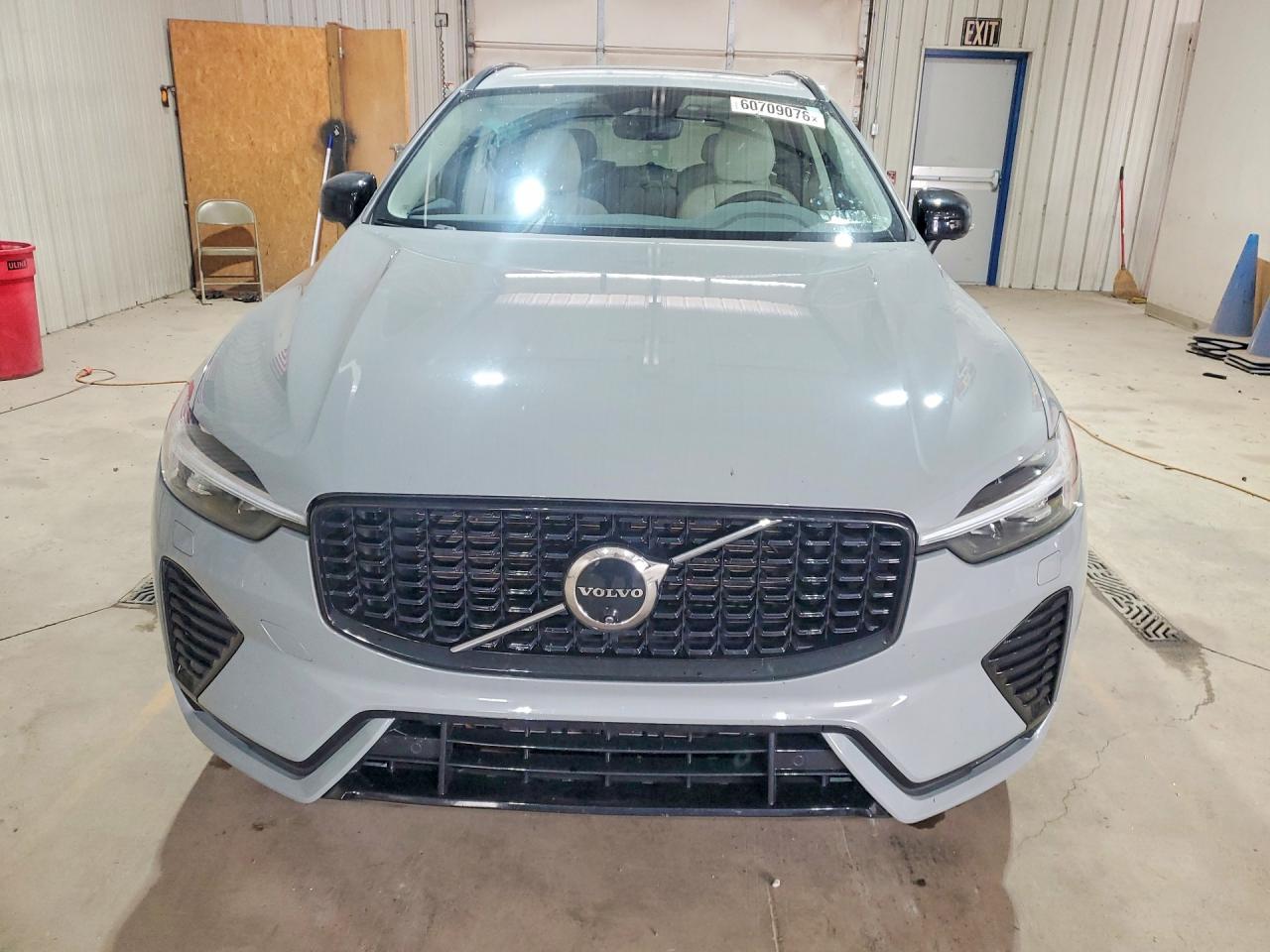 2025 VOLVO XC60 PLUS — снимка 5