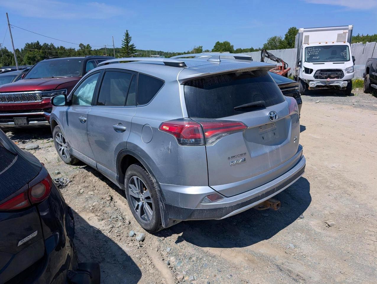 2016 TOYOTA RAV4 XLE — снимка 2
