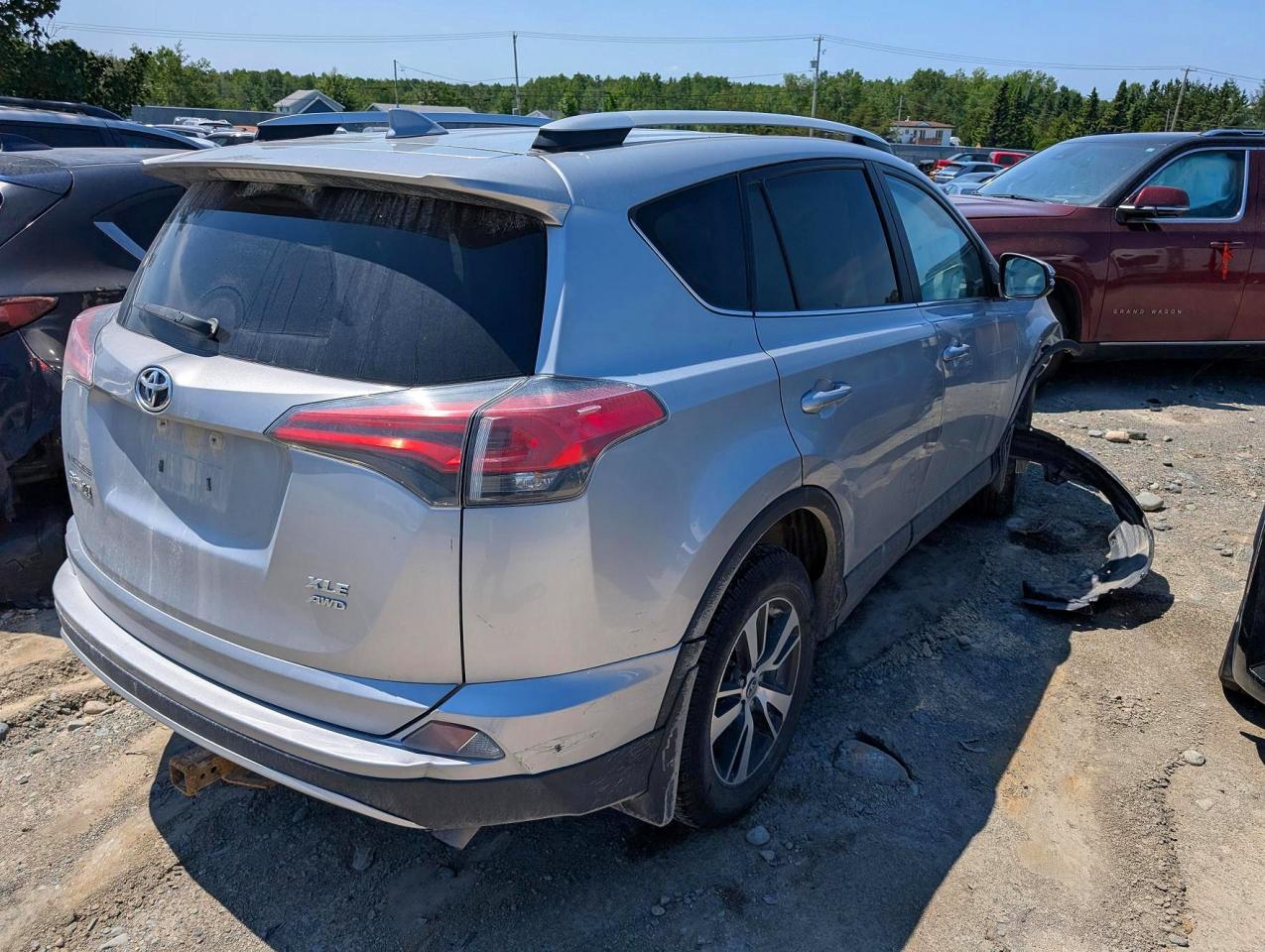 2016 TOYOTA RAV4 XLE — снимка 3