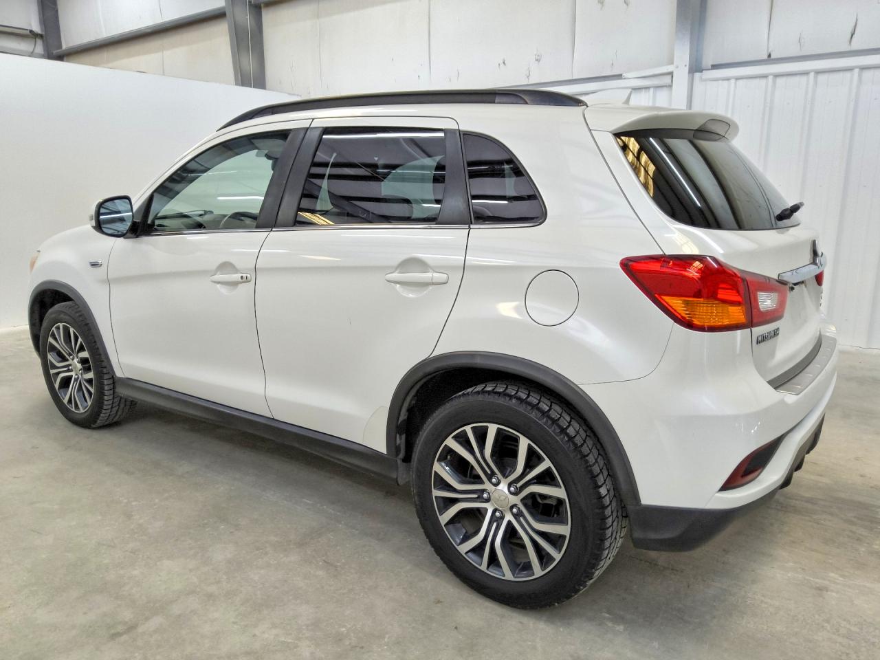 2018 MITSUBISHI OUTLANDER SPORT SEL — снимка 2