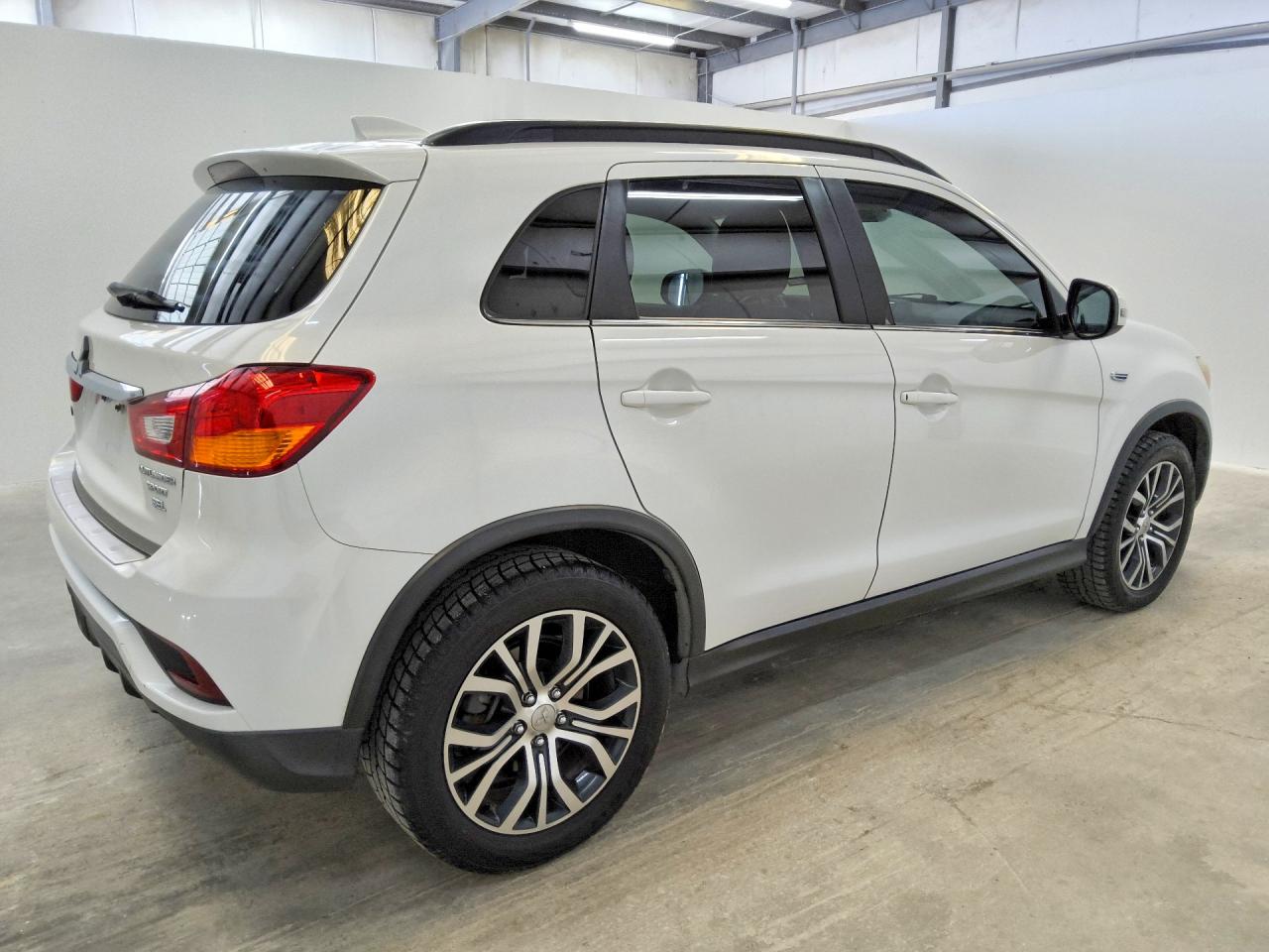 2018 MITSUBISHI OUTLANDER SPORT SEL — снимка 3