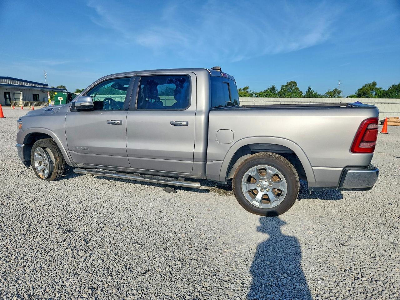 2021 RAM 1500 LARAMIE — снимка 2