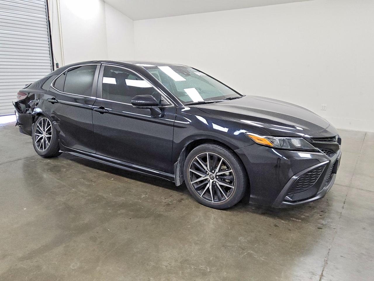 2023 TOYOTA CAMRY SE — снимка 4