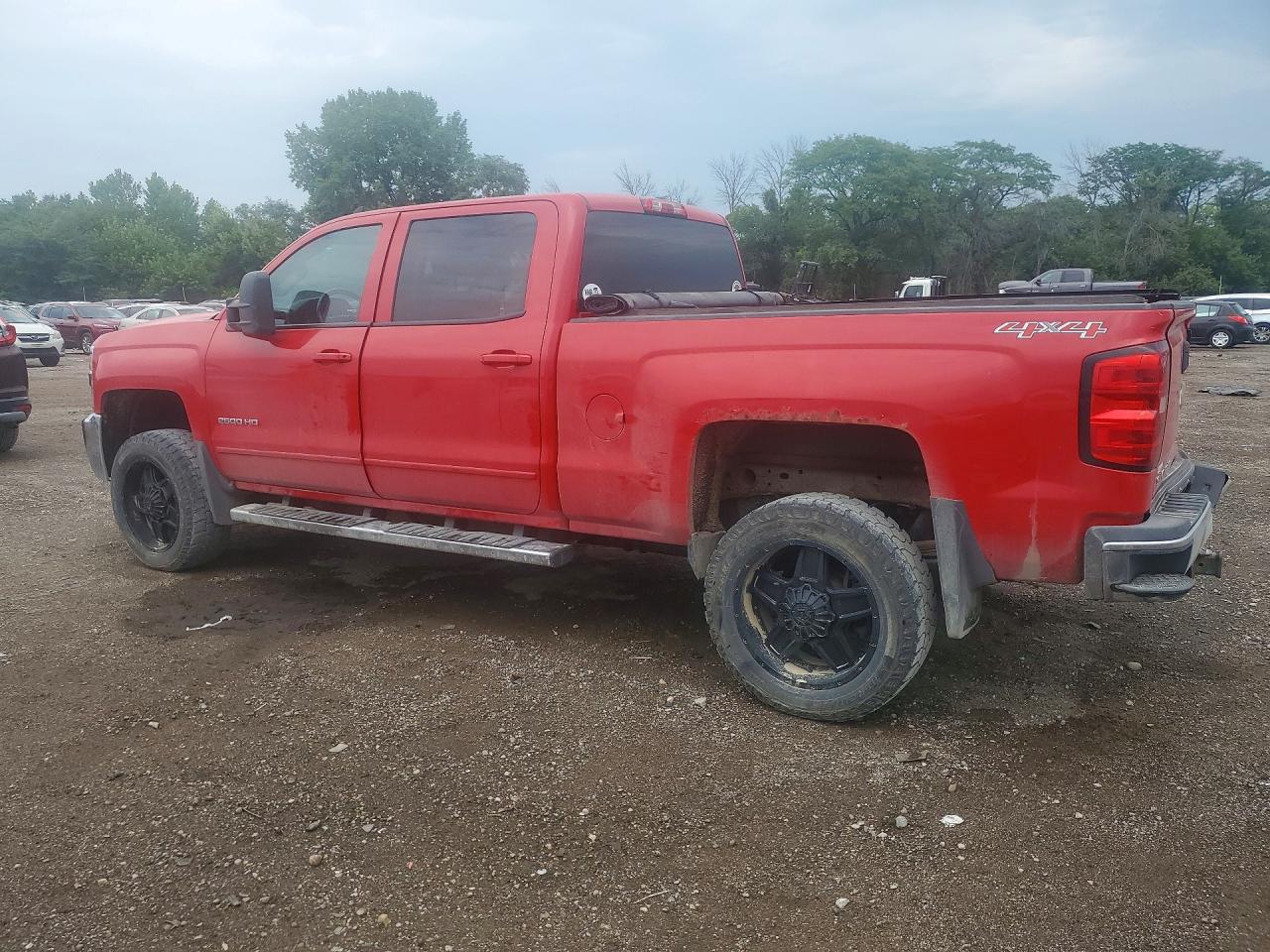 2015 CHEVROLET SILVERADO K2500 HEAVY DUTY LT — снимка 2