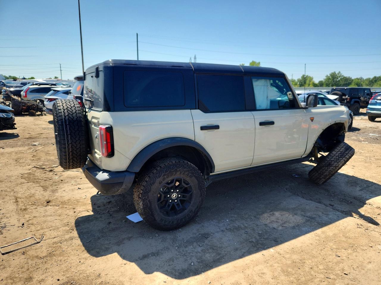 2026 FORD BRONCO BADLANDS — снимка 3