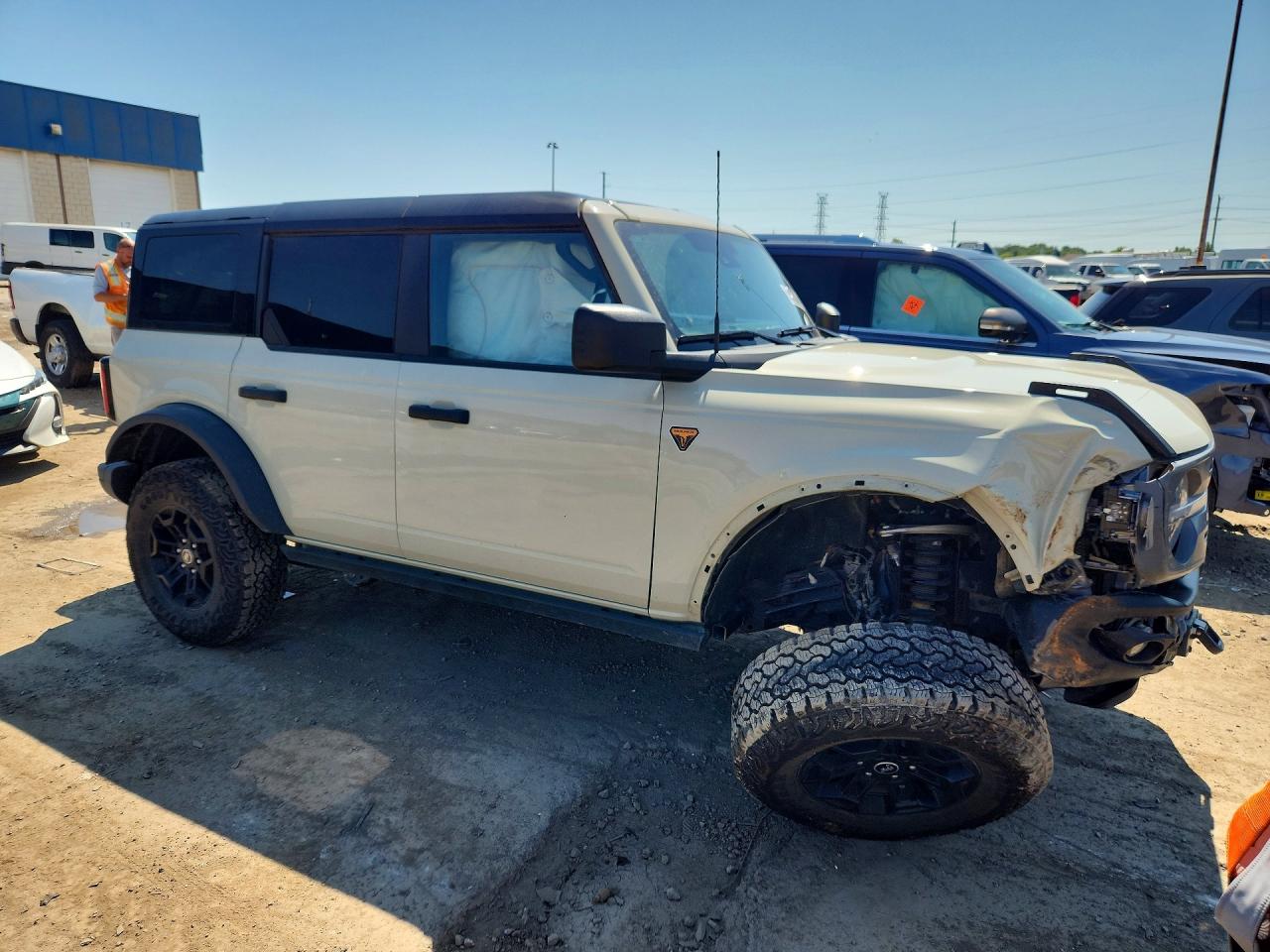2026 FORD BRONCO BADLANDS — снимка 4