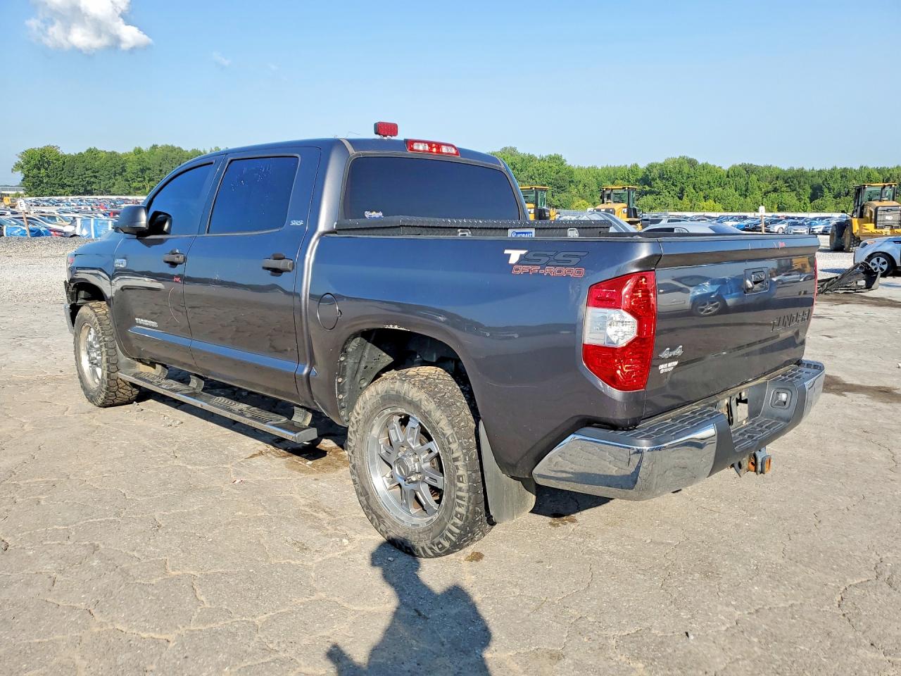 2016 TOYOTA TUNDRA SR5 — снимка 2