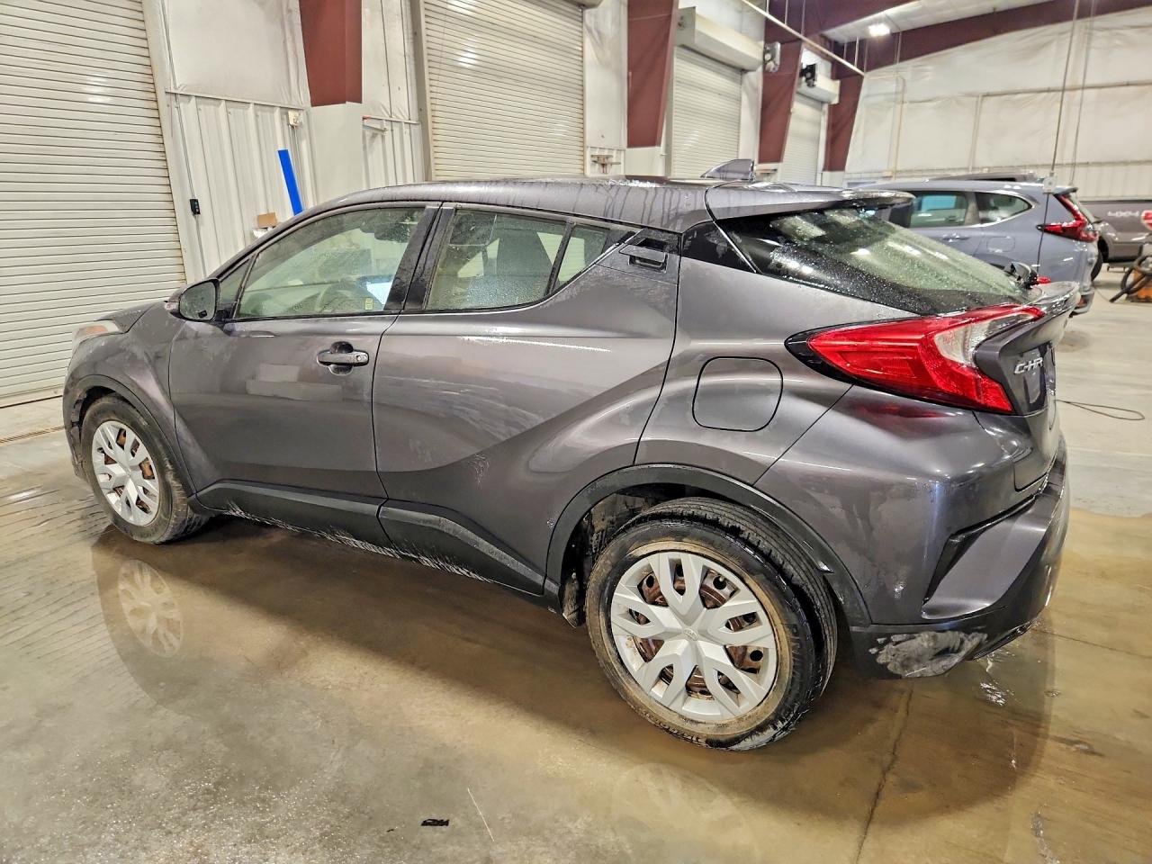 2019 TOYOTA C-HR LE — снимка 2